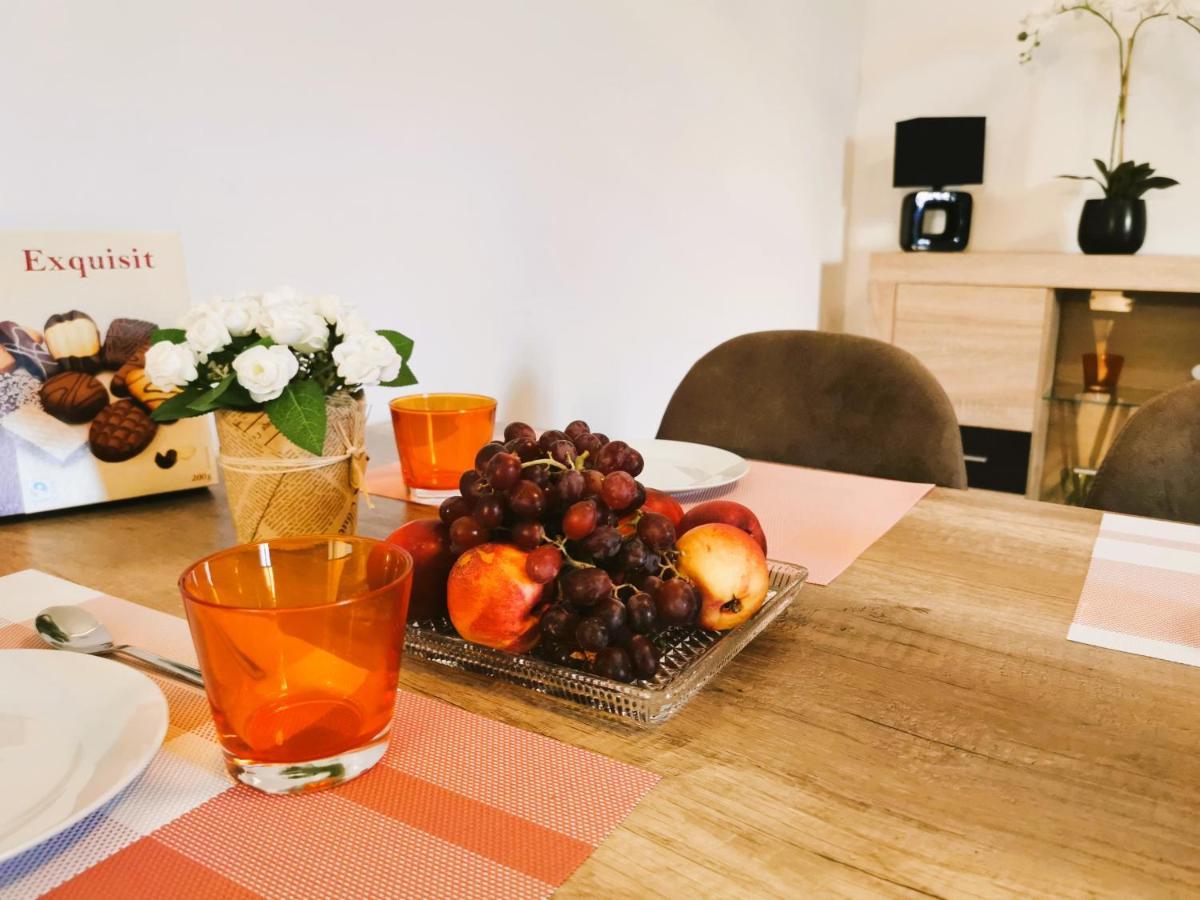 Apartamento Wohnen über der Mülheimer City Mülheim an der Ruhr Exterior foto