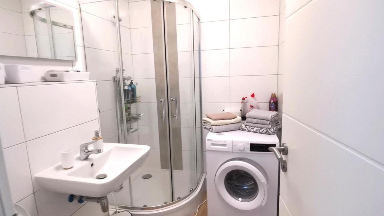Apartamento Wohnen über der Mülheimer City Mülheim an der Ruhr Exterior foto