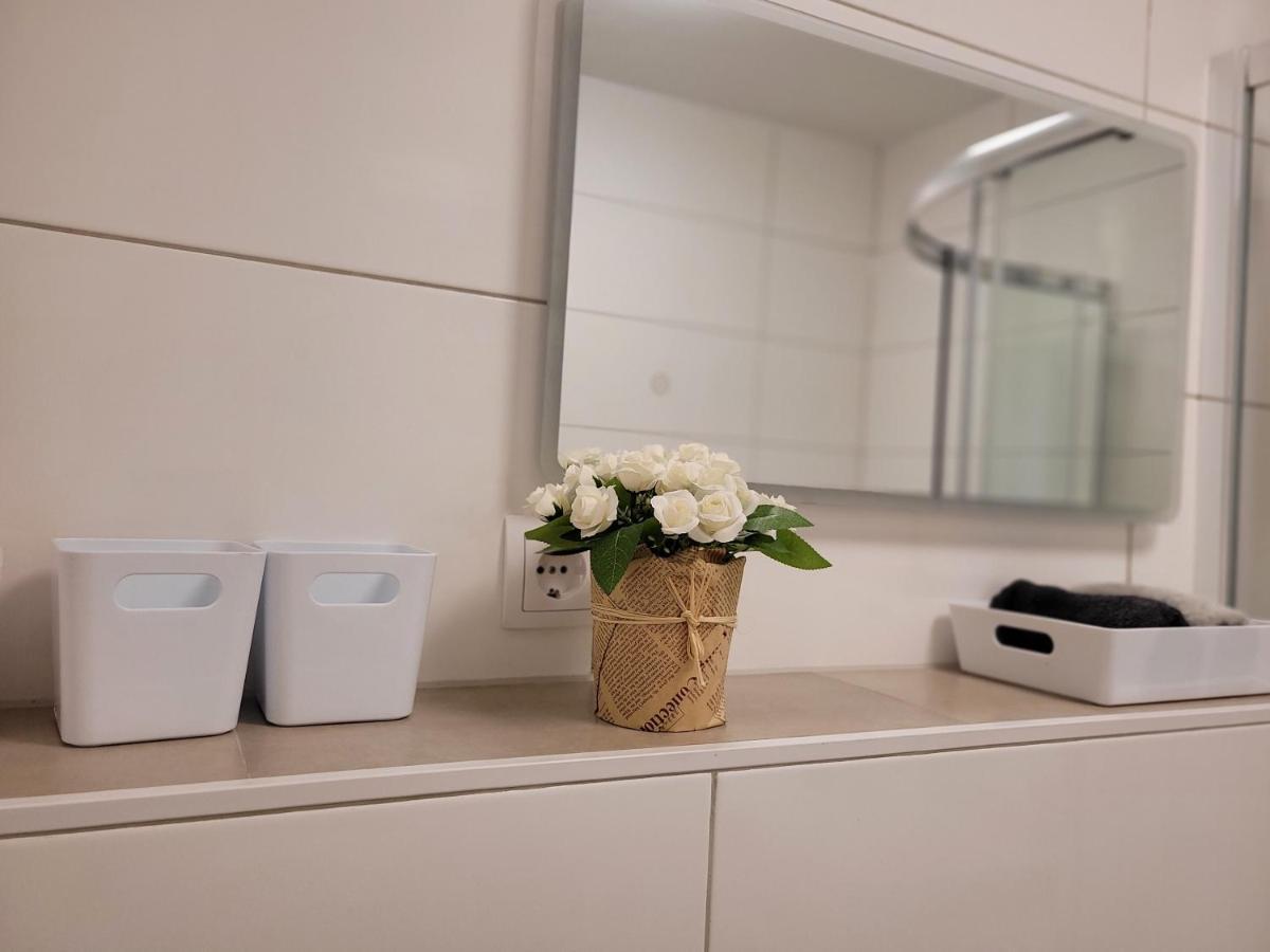 Apartamento Wohnen über der Mülheimer City Mülheim an der Ruhr Exterior foto